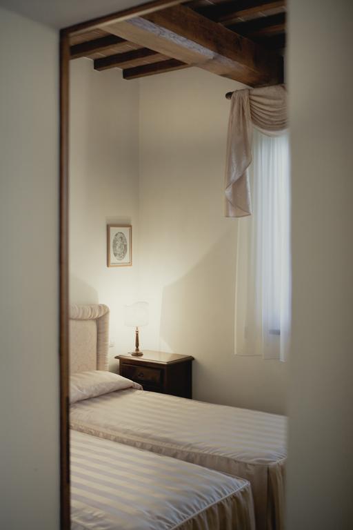 Relais La Cerreta Castiglione del Lago Exterior foto